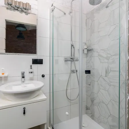 Underground Level Strzalowa By Renters Apartment Poznan