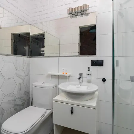 Underground Level Strzalowa By Renters * Poznan