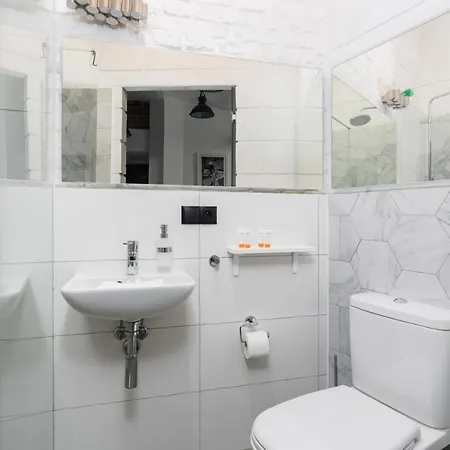 Apartment Underground Level Strzalowa By Renters *