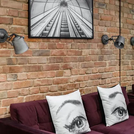 Apartment Underground Level Strzalowa By Renters *