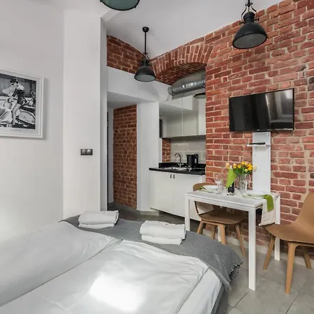 Apartment Underground Level Strzalowa By Renters