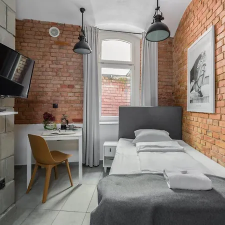 Underground Level Strzalowa By Renters Poznan