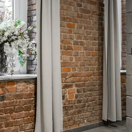 Underground Level Strzalowa By Renters Apartment