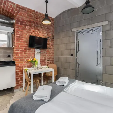 Underground Level Strzalowa By Renters Poznan