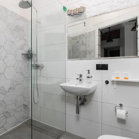 Apartment Underground Level Strzalowa By Renters *